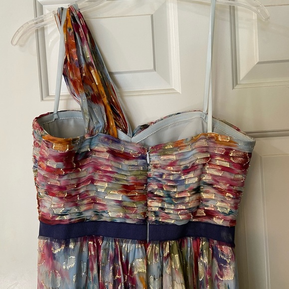 BCBG MAXAZRIA FLOOR LENGTH GOWN - Picture 5 of 6